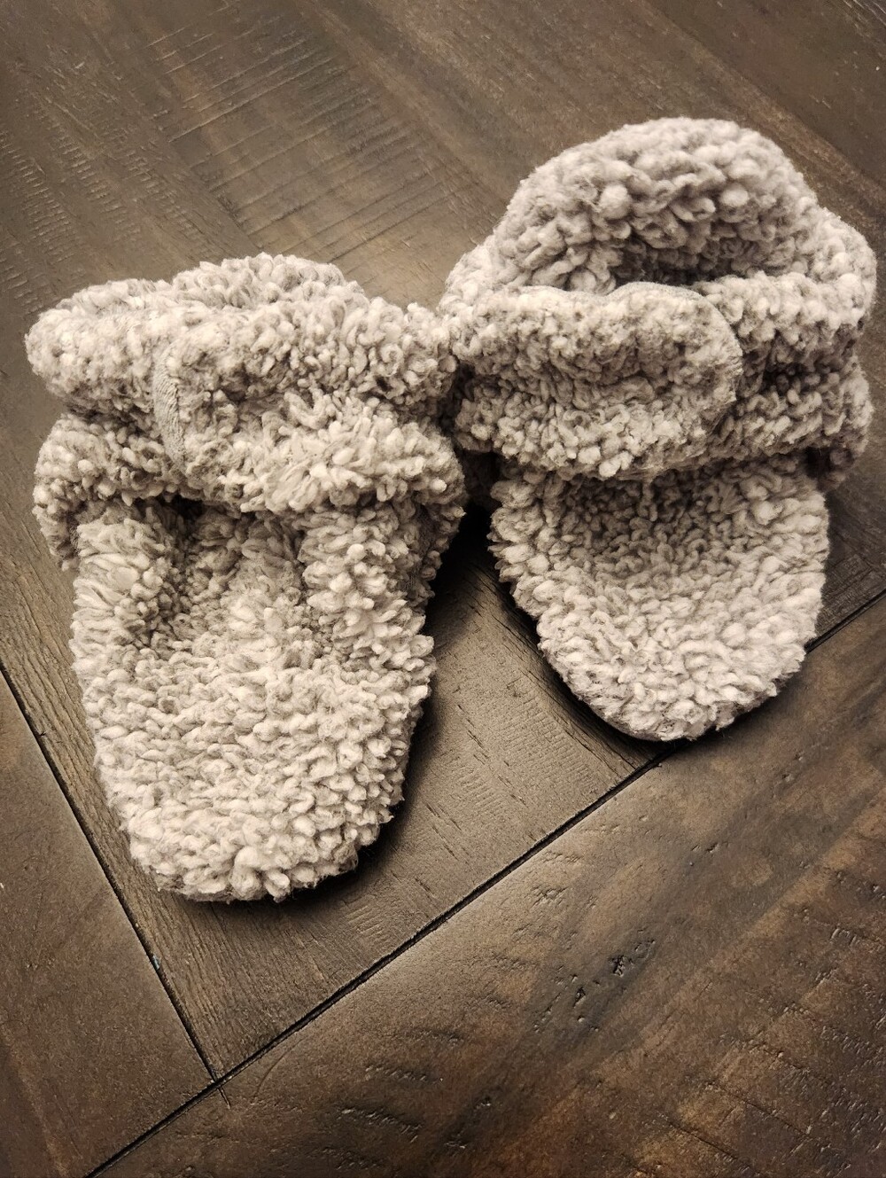 Zutano 12M Light Grey Furry Baby Booties